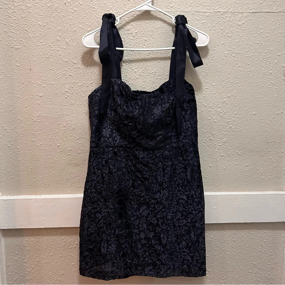 House of Harlow 1960 Navy Velvet Floral Tie Mini Dress NWT